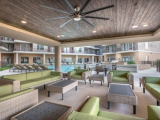 Modera-Outdoor-Lounge