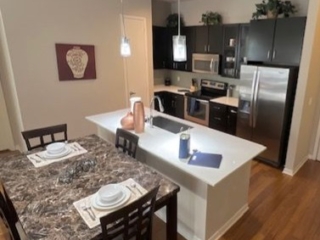 206-ELN Kitchen & Dining