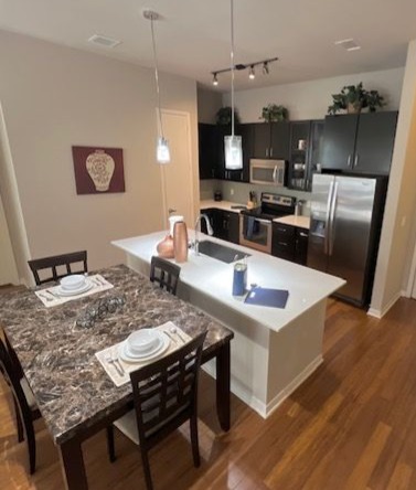 206-ELN Kitchen & Dining