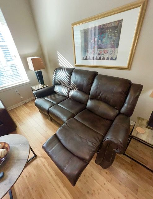 406-ELN Living Room 2