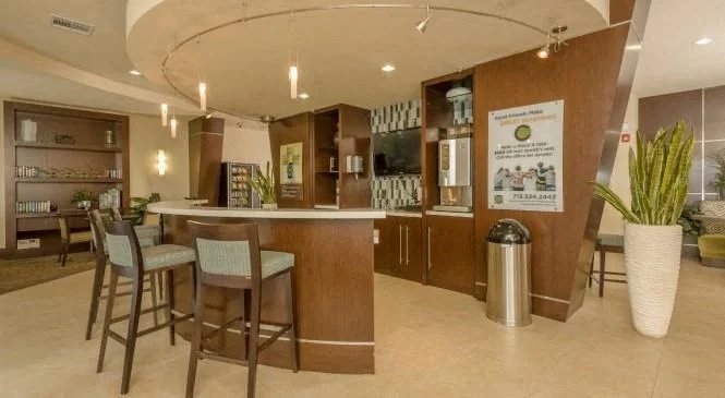 Amalfi lounge 2